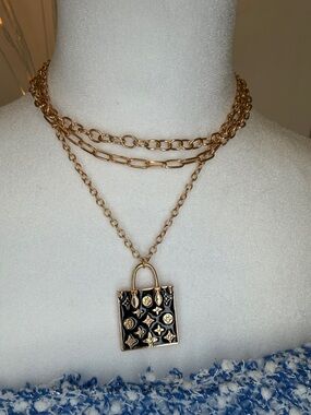 NWT 
  SET of gold color necklace and stud earrings  designer inspired